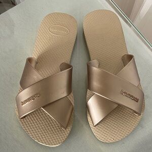 Havaianas Women's Metallic Sandals Crisscross Size 6